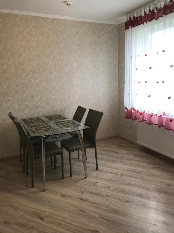 Апартаменты ЯрДана Сходница Экстерьер фото